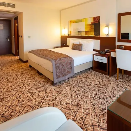 Tuna Hotel