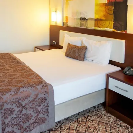 Hotel Tuna