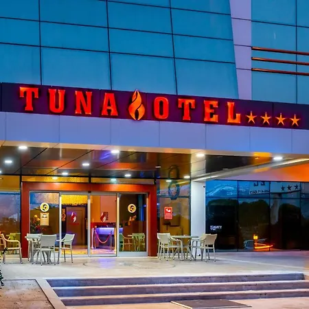 Tuna Μούγκλα