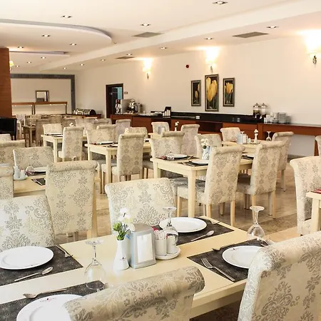 Tuna Hotel