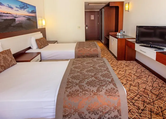 Tuna Hotel 4*