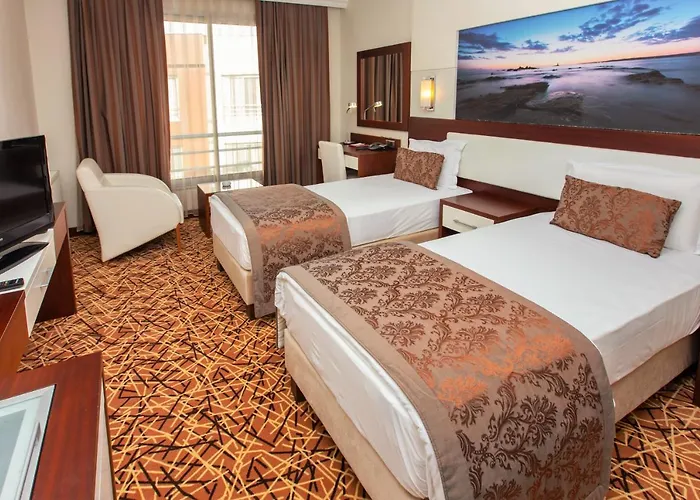Tuna Hotel 4*