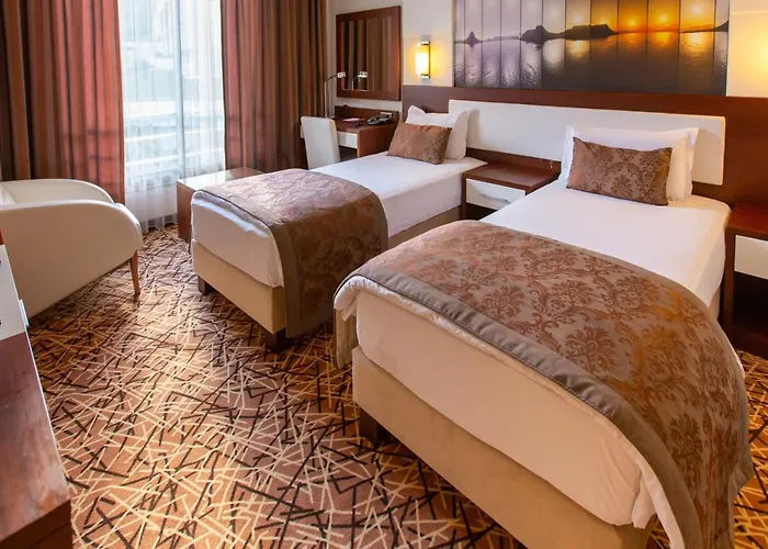 Hotel Tuna 4*