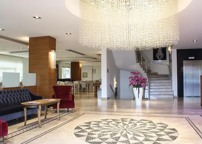 Tuna Hotel 4*